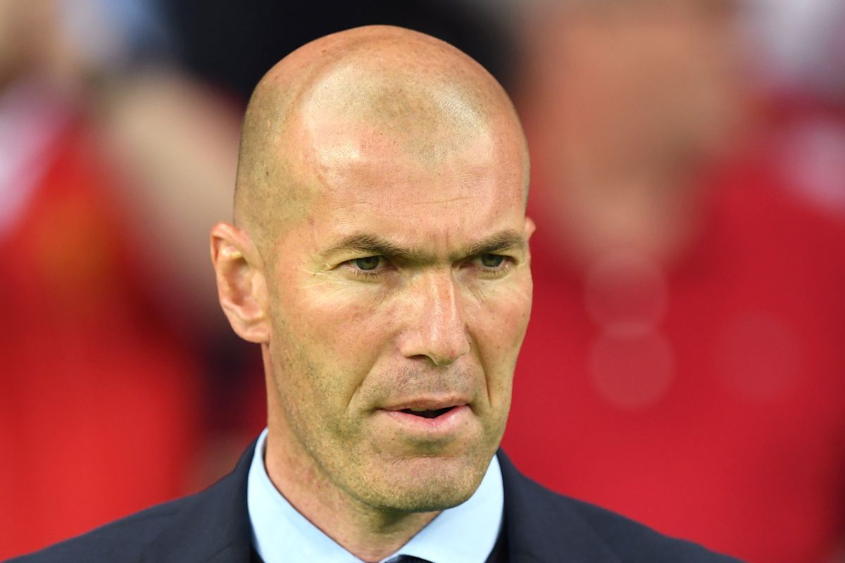 Zinedine Zidane – Sự nghiệp HLV đầy danh hiệu dù bắt đầu muộn
