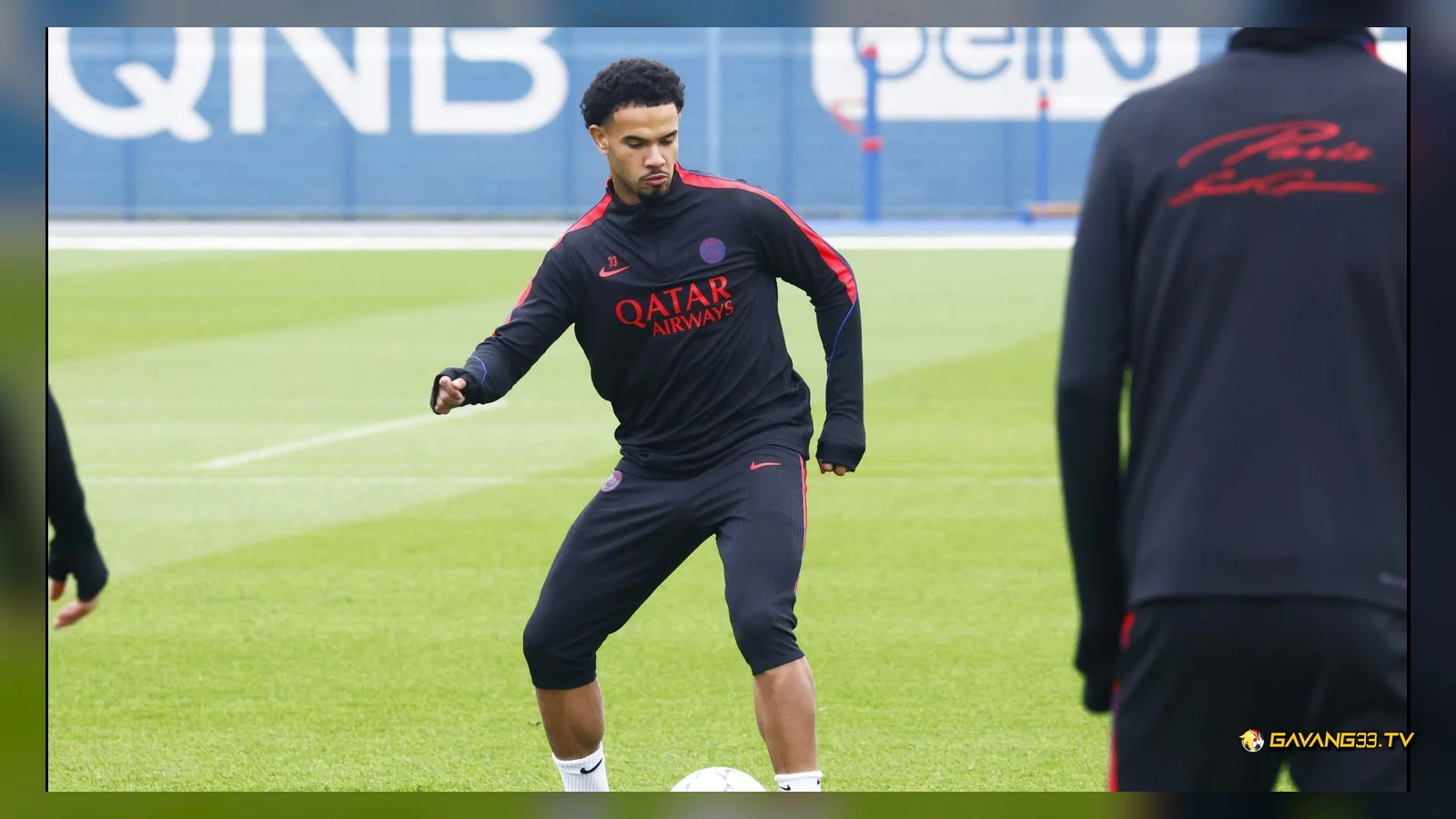 Cầu thủ PSG trong buổi tập tại Paris trước trận đấu